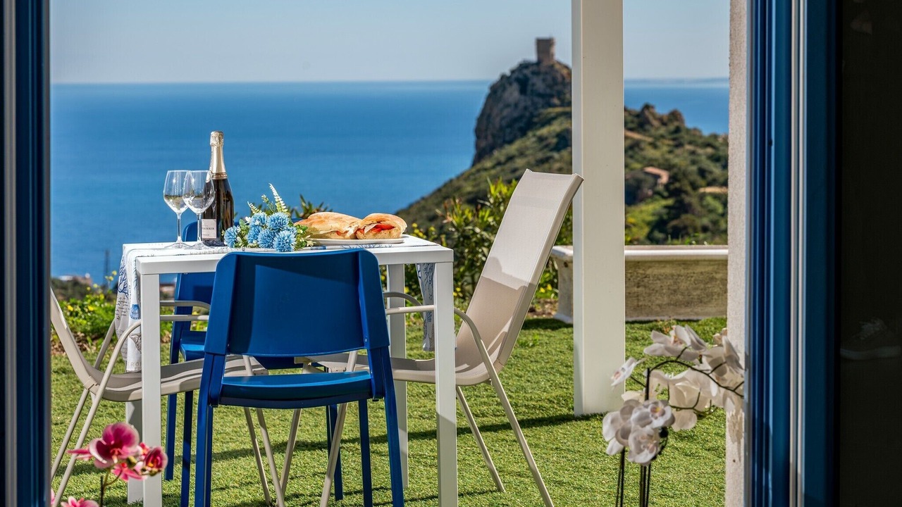 Photo of Patio Balcony in Scopello