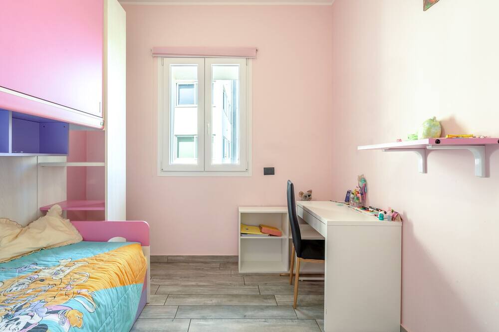 Photo of Bedroom in Tiche