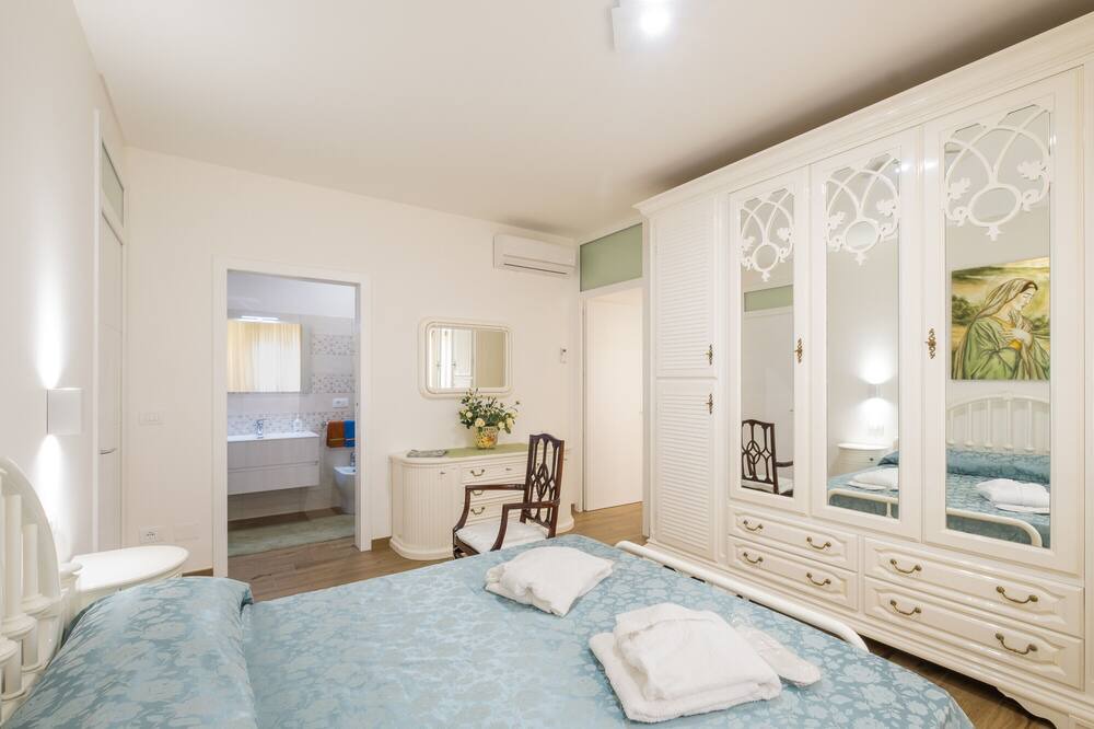 Photo of Bedroom in Giuggianello