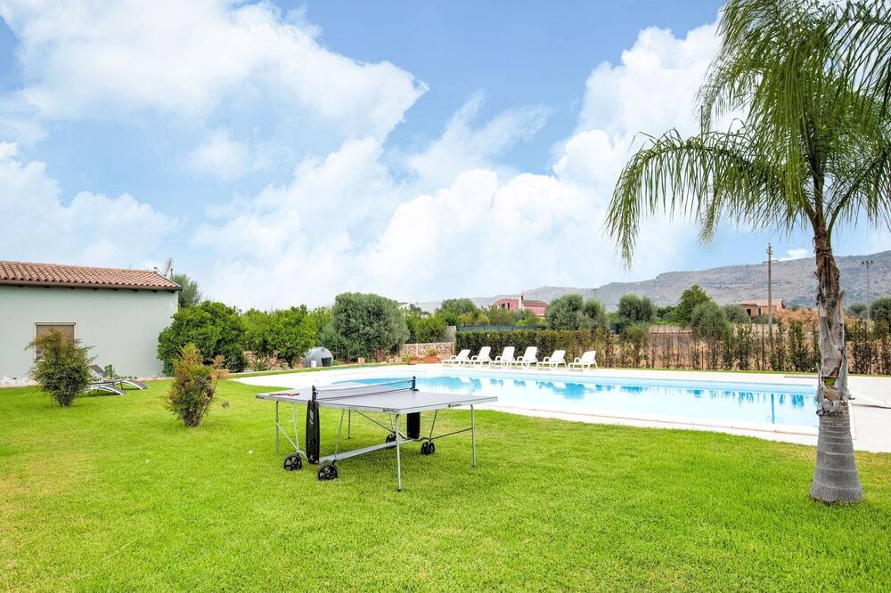 Photo of Outdoor in Solarino