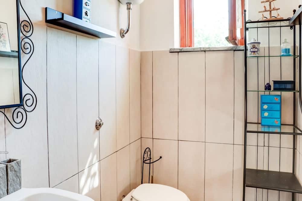 Photo of Bathroom in San Nicola Arcella