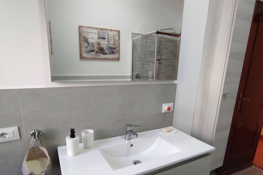 Photo of Bathroom in Ficarazzi