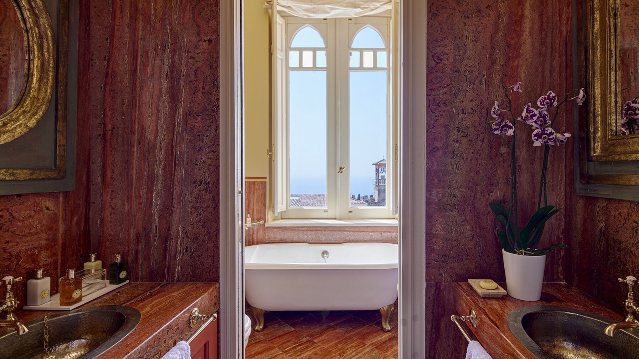 Photo of Bathroom in Taormina City Centre