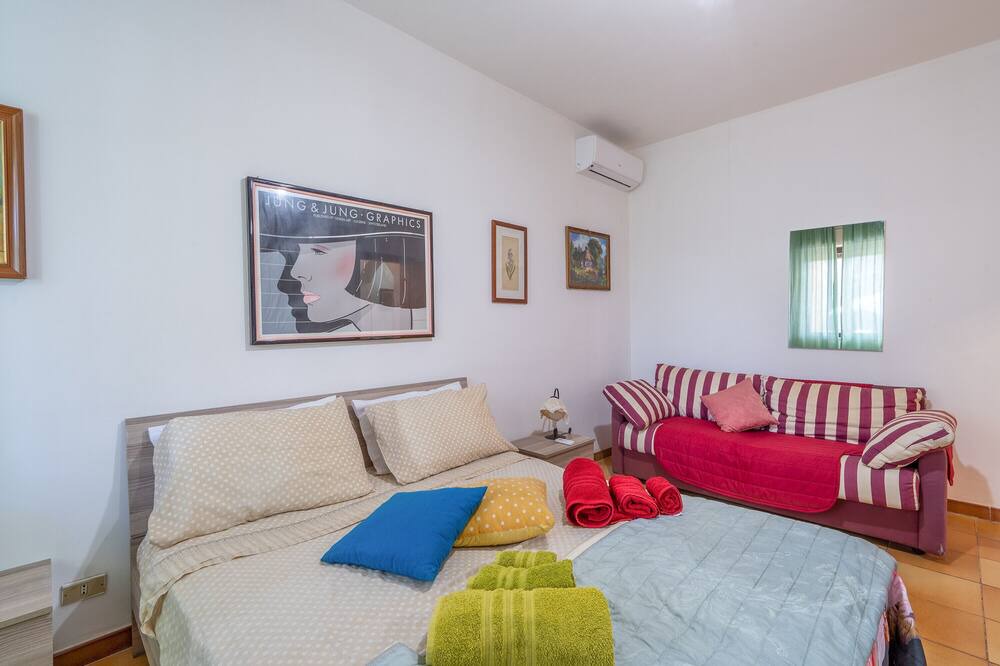 Photo of Livingroom in Arenella