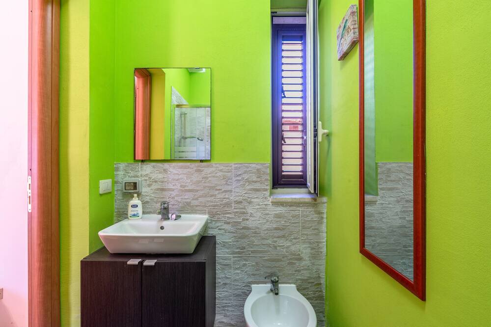 Photo of Bathroom in Arenella