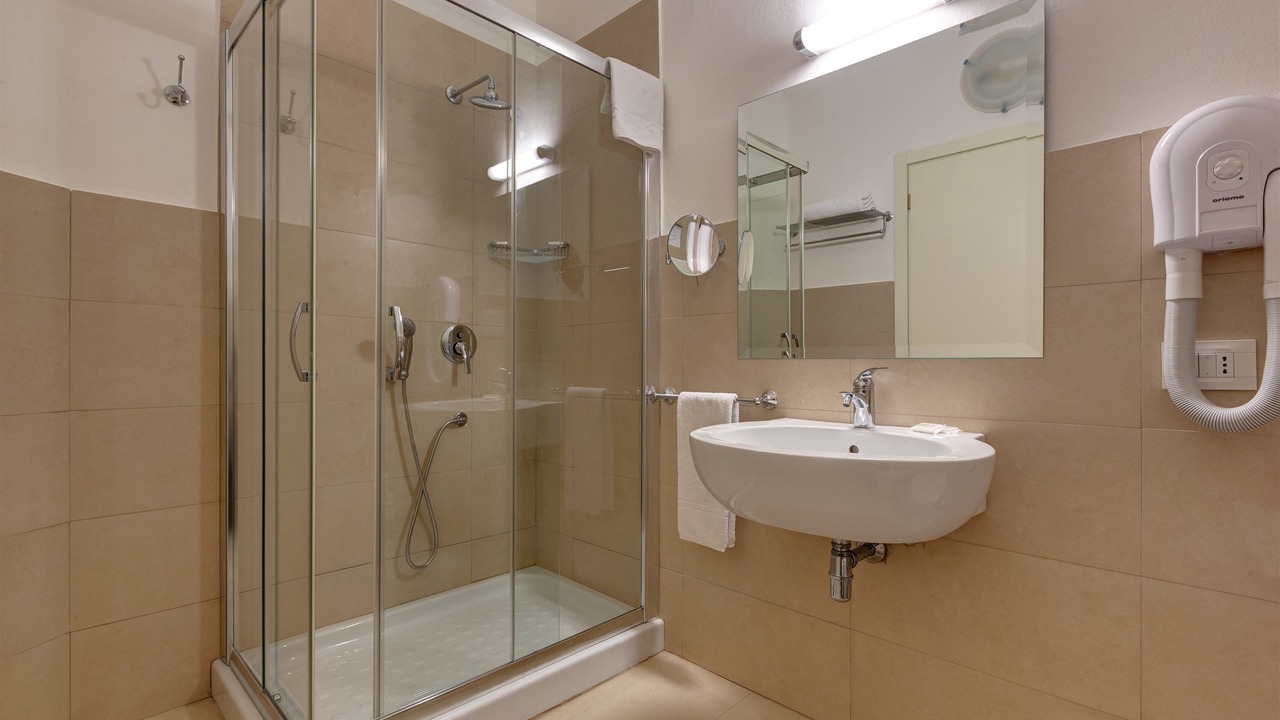 Photo of Bathroom in Tiche