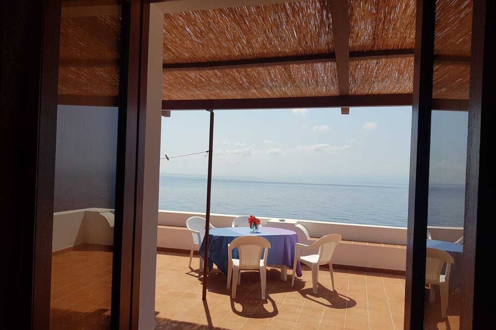 Photo of Patio Balcony in Alicudi
