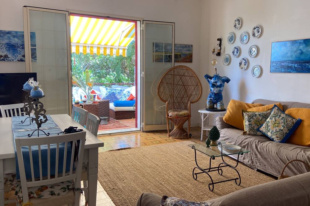 Photo of Livingroom in Carini