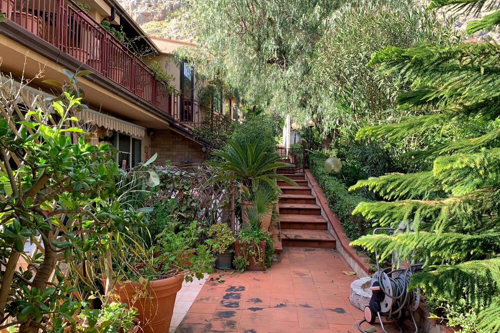 Photo of Outdoor in Partanna