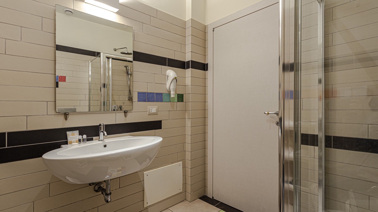 Photo of Bathroom in Avola