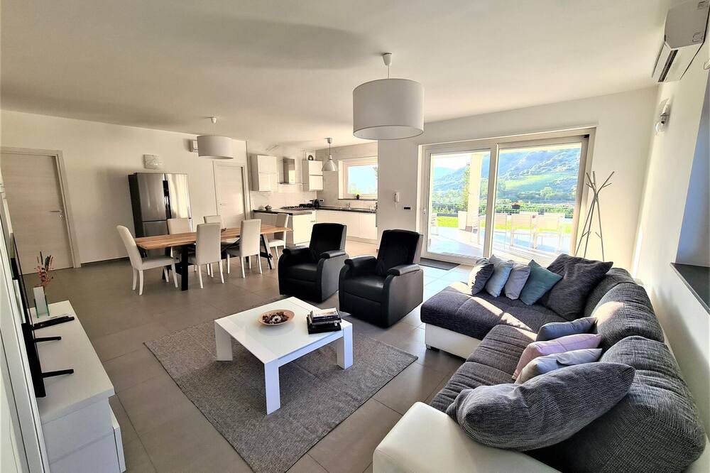 Photo of Livingroom in Leonforte