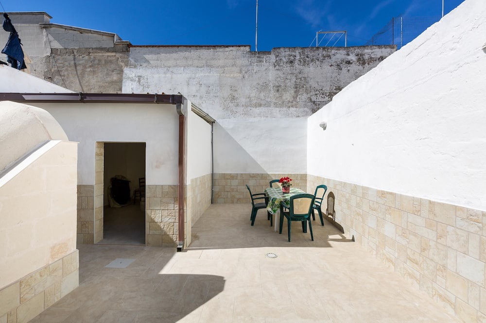 Photo of Patio Balcony in Sava