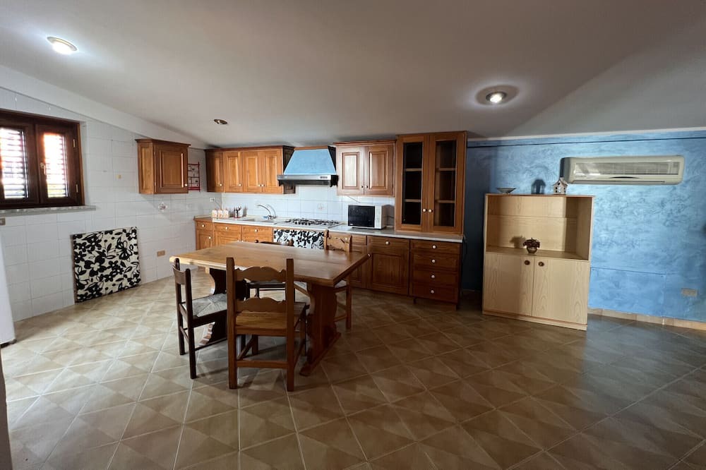 Photo of Kitchen in Paola