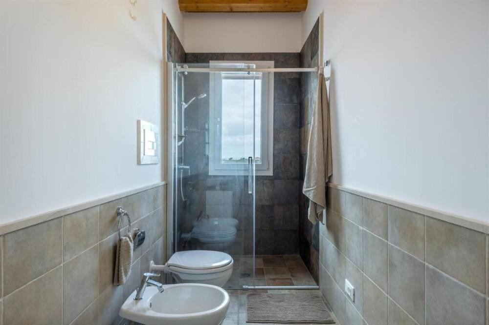 Photo of Bathroom in Chiaramonte Gulfi