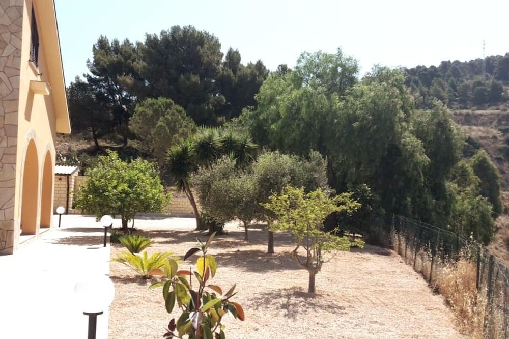 Photo of Outdoor in Montallegro