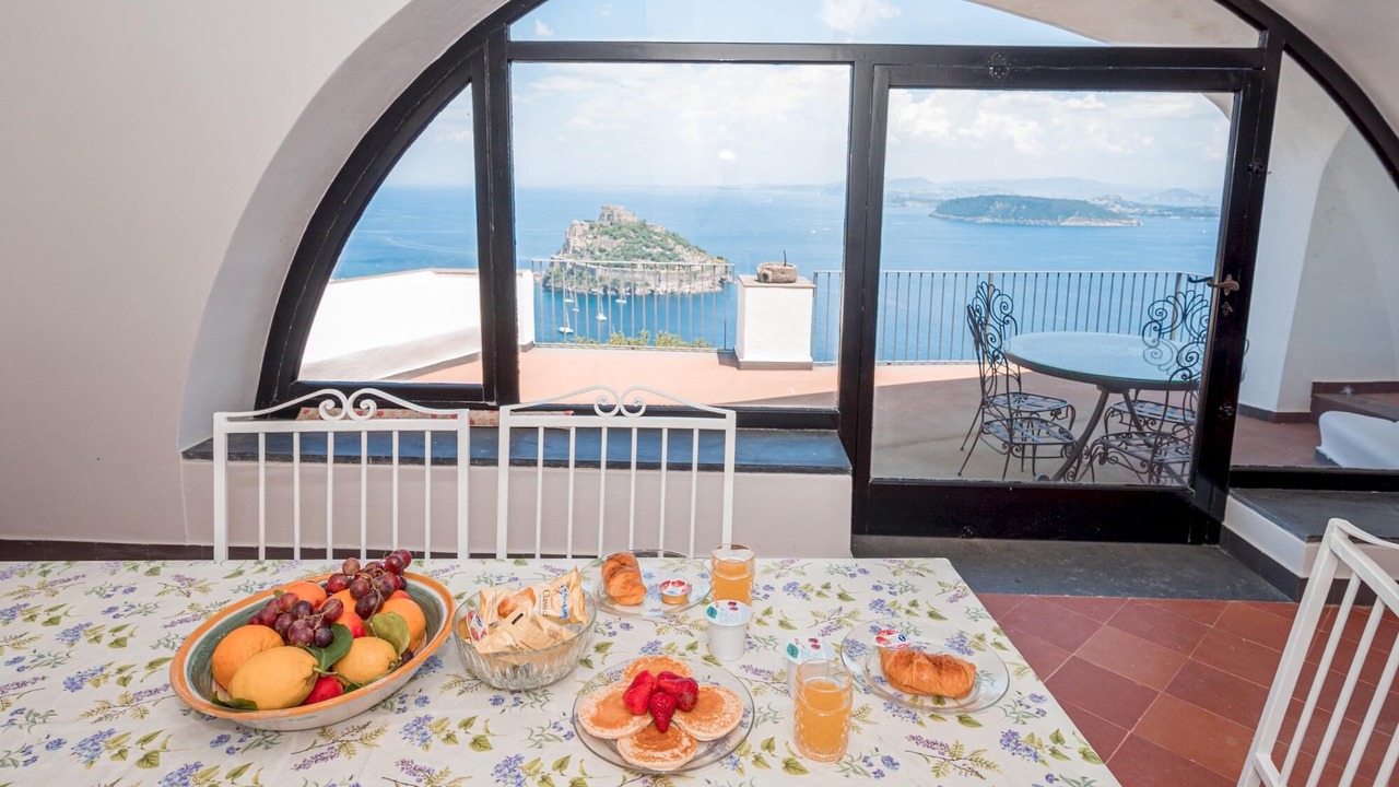 Photo of Others in Ischia