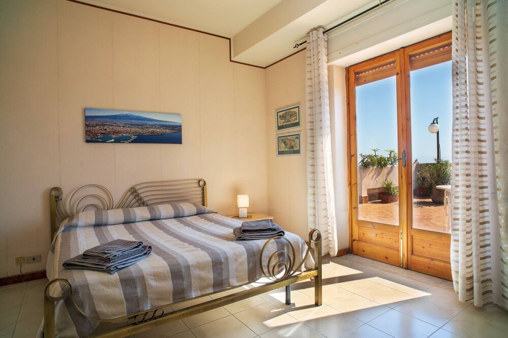 Photo of Bedroom in Riposto