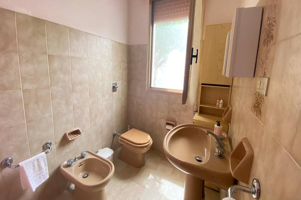 Photo of Bathroom in Pachino