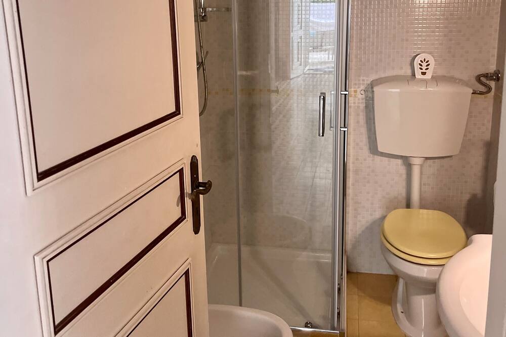 Photo of Bathroom in Partanna