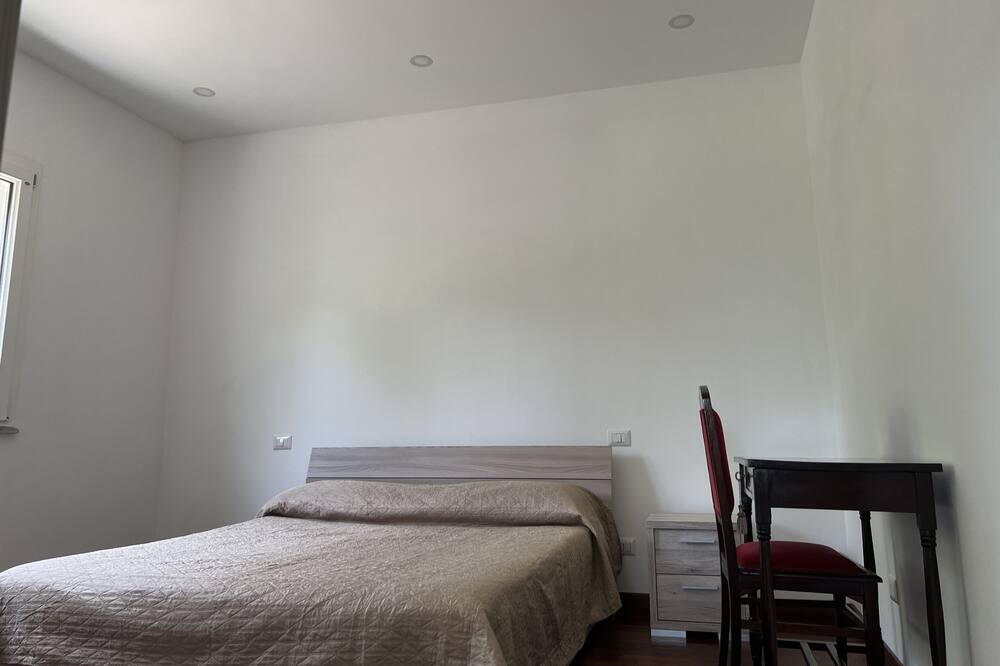 Photo of Bedroom in Carruba