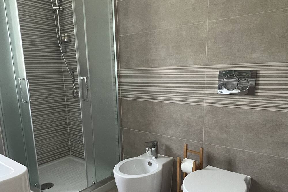 Photo of Bathroom in Carruba