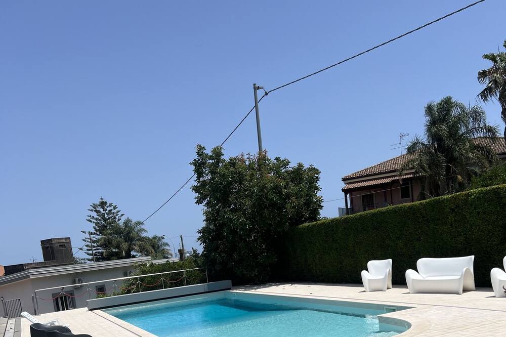 Photo of Outdoor in Carruba