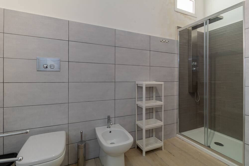 Photo of Bathroom in Granelli