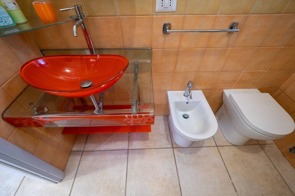 Photo of Bathroom in Torre Squillace