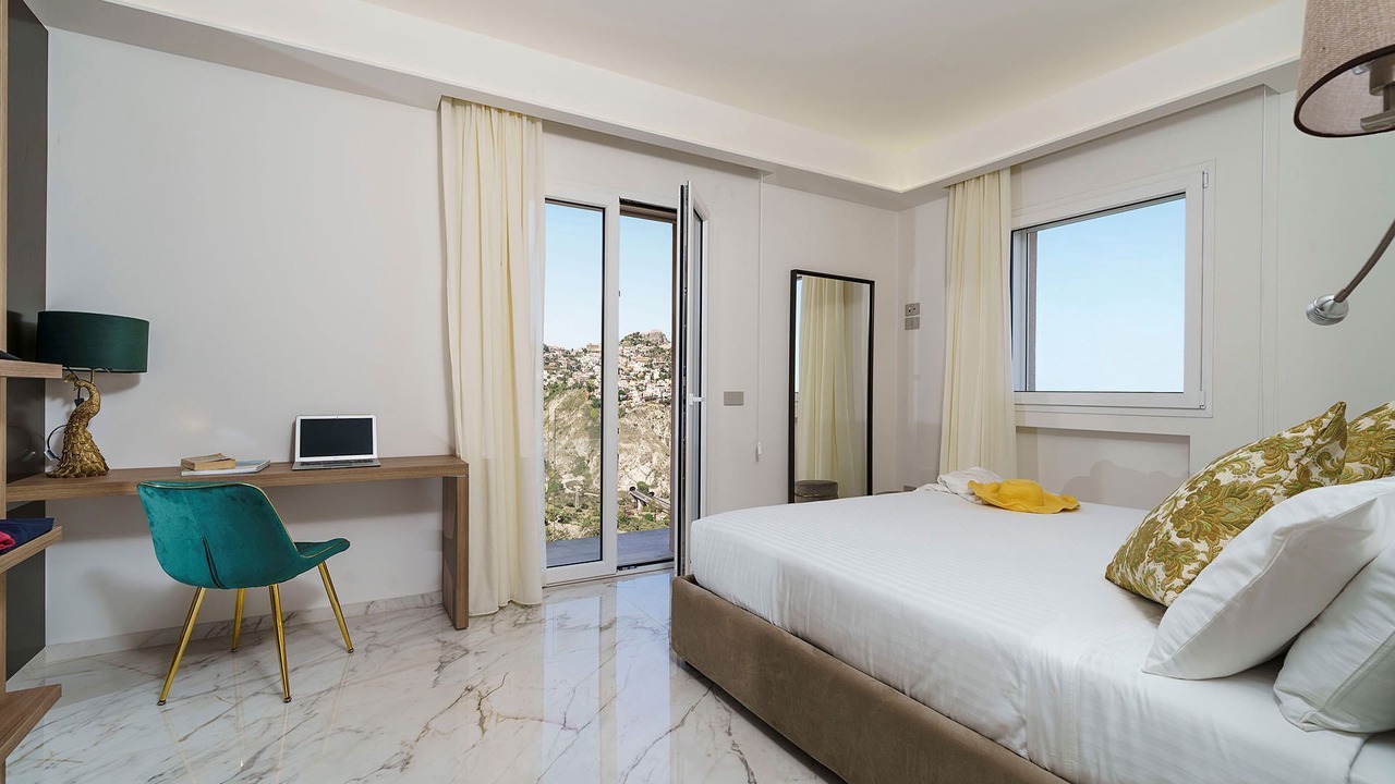 Photo of Bedroom in Taormina