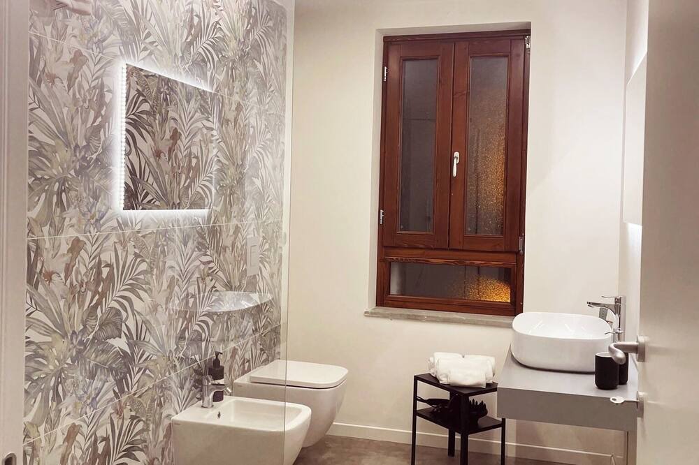 Photo of Bathroom in Paola