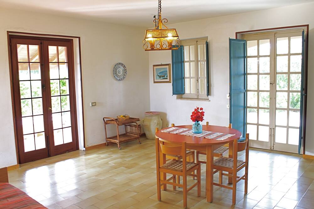 Photo of Kitchen in Campofelice di Roccella