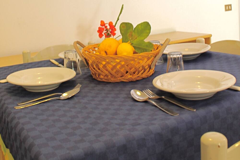 Photo of Kitchen in Campofelice di Roccella