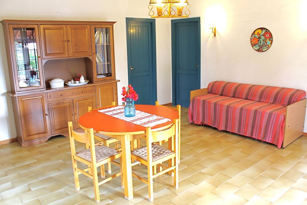 Photo of Livingroom in Campofelice di Roccella