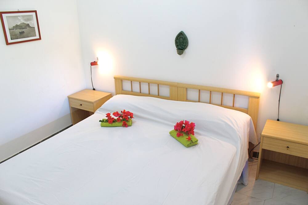 Photo of Bedroom in Campofelice di Roccella