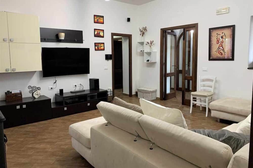 Photo of Livingroom in Santa Marina Salina