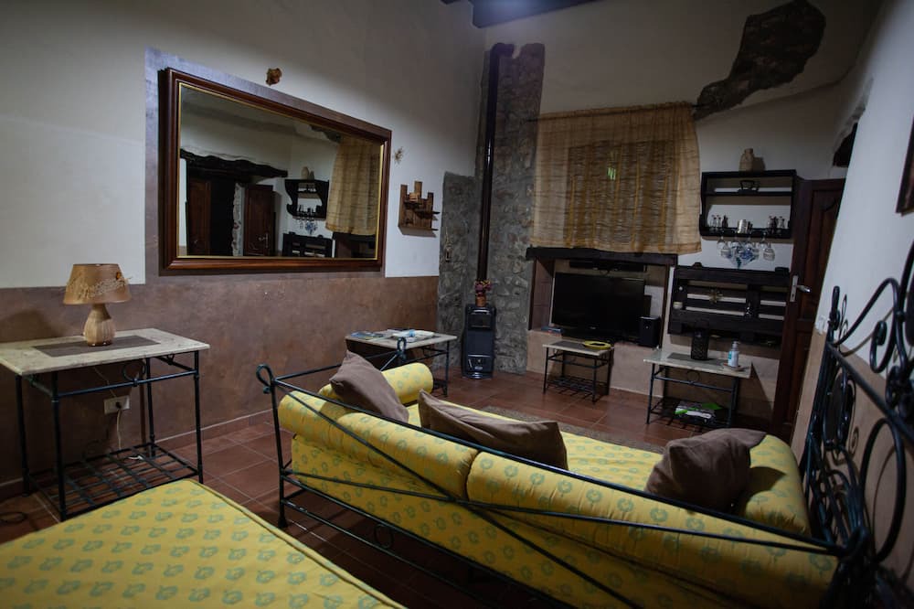 Photo of Livingroom in Scillato