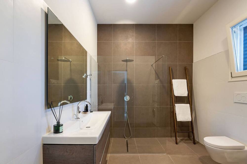Photo of Bathroom in Syracuse