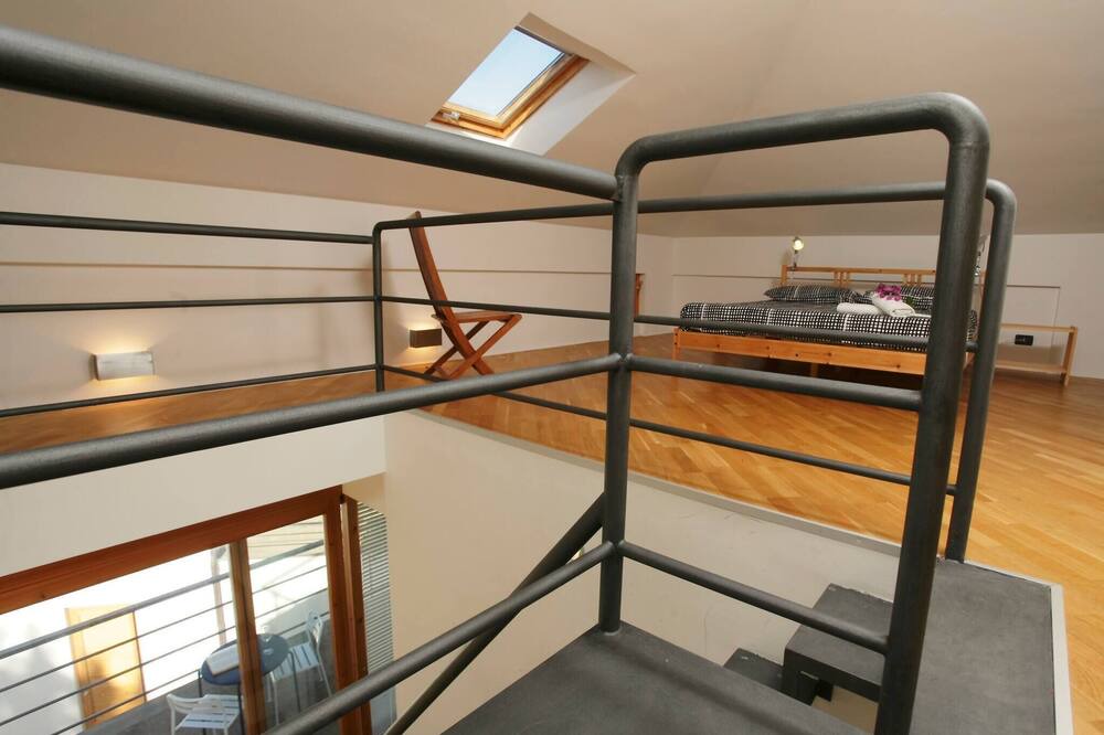 Photo of Bedroom in Torre Colonna-sperone