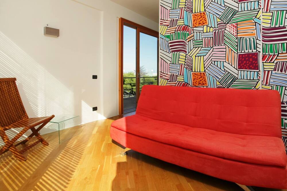 Photo of Livingroom in Torre Colonna-sperone