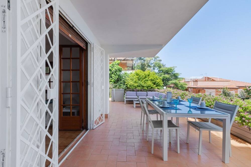 Photo of Patio Balcony in Addaura