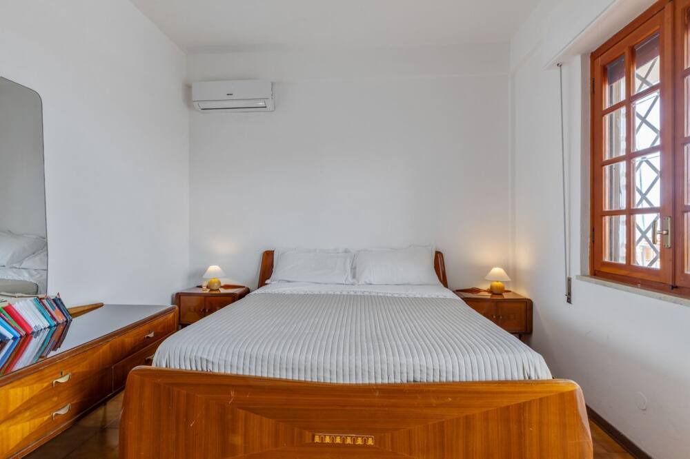 Photo of Bedroom in Addaura