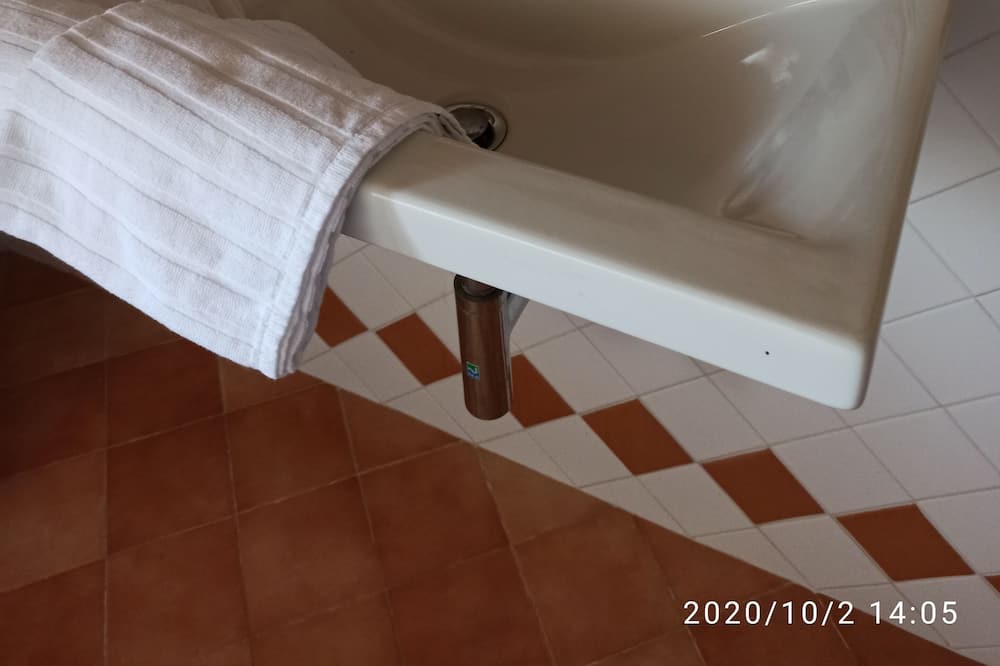 Photo of Bathroom in Alcamo