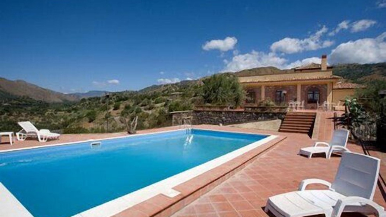 Photo of Outdoor in Mitogio