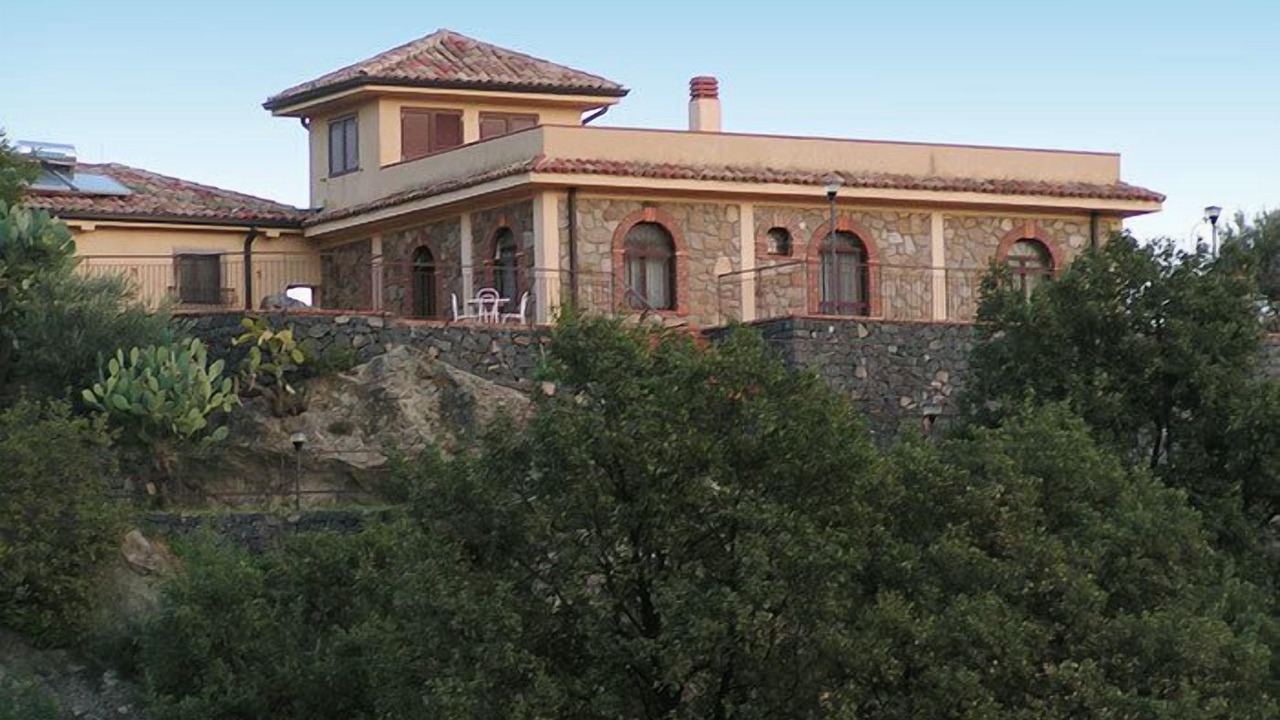 Photo of Outdoor in Mitogio