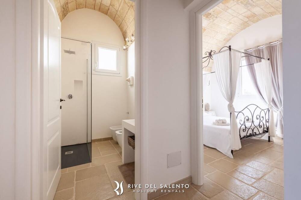 Photo of Bedroom in Salve