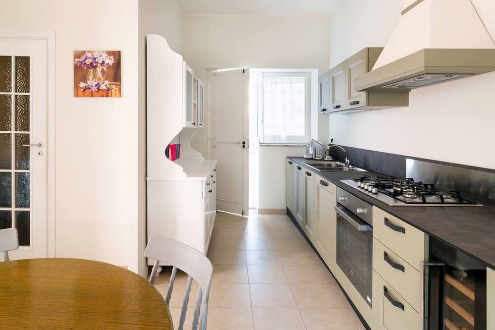 Photo of Kitchen in Plemmirio