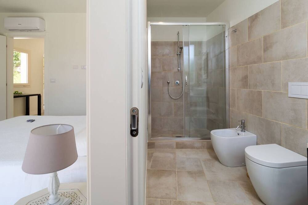 Photo of Bathroom in Plemmirio