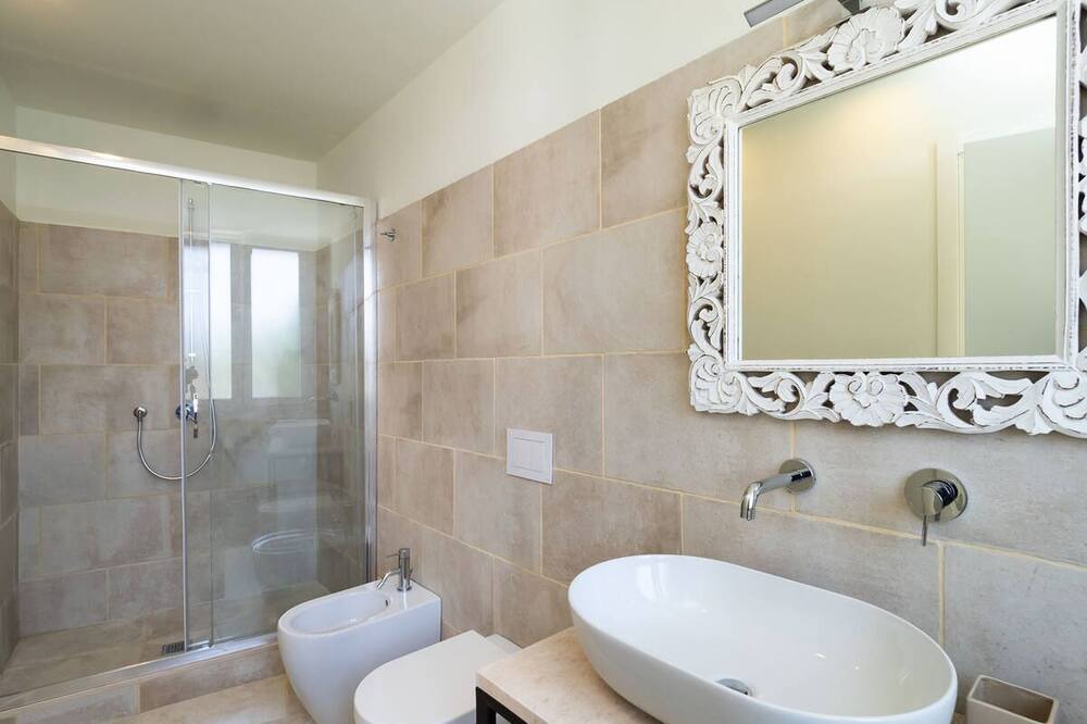 Photo of Bathroom in Plemmirio
