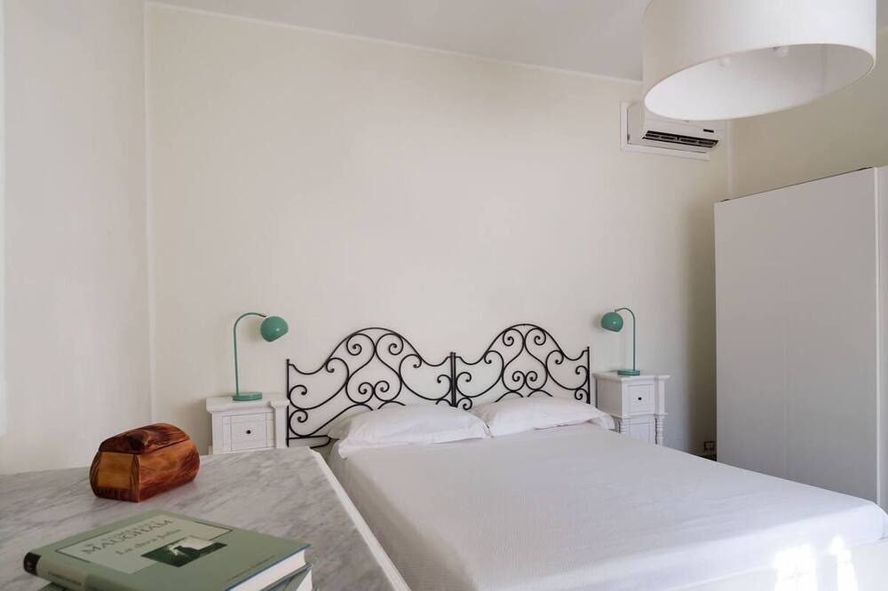 Photo of Bedroom in Plemmirio