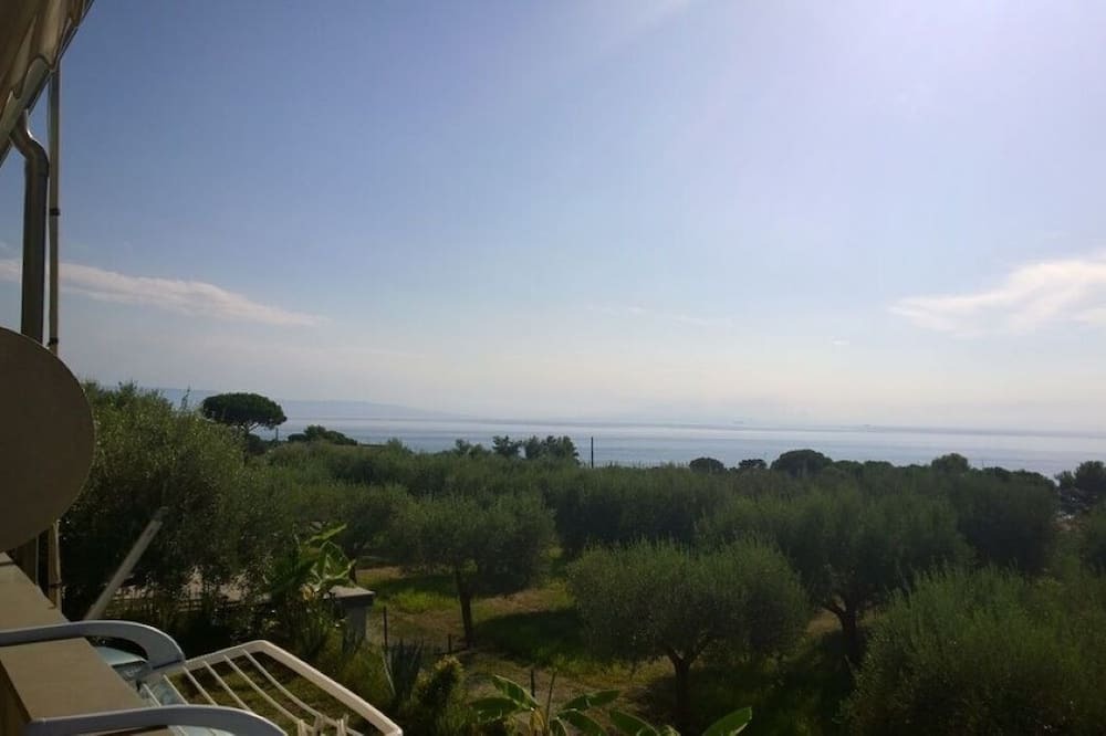 Photo of Patio Balcony in Ricadi